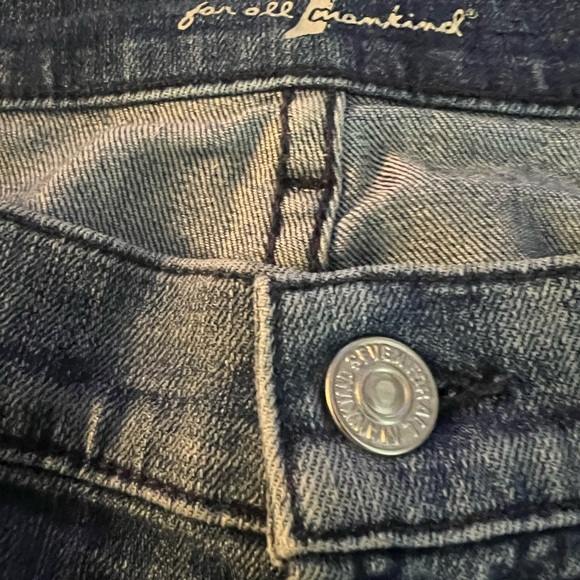 “For all 7 mankind” junior cuffed jeans.  Size 7. Excellent condition - Picture 2 of 3